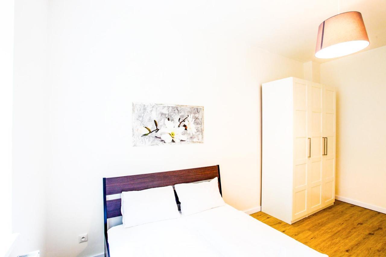 פראג Churchill Apartments מראה חיצוני תמונה