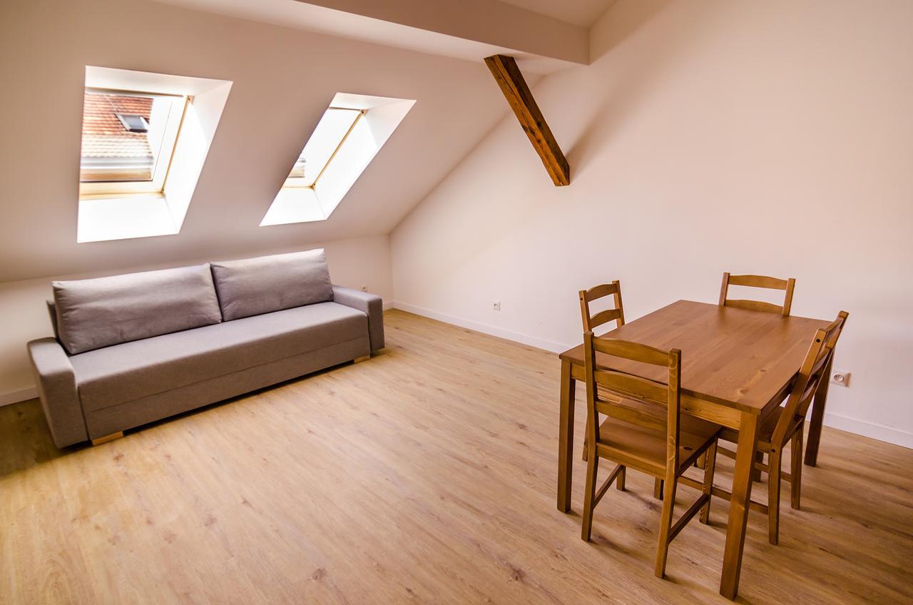 פראג Churchill Apartments מראה חיצוני תמונה