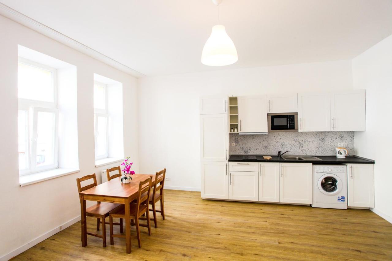 פראג Churchill Apartments מראה חיצוני תמונה